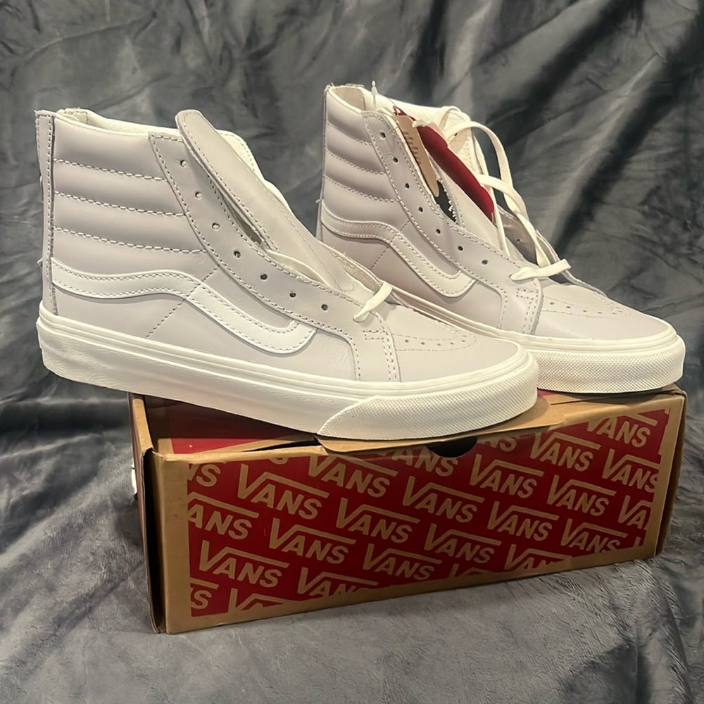 Van SK8-Hi Slim Zip Sneakers